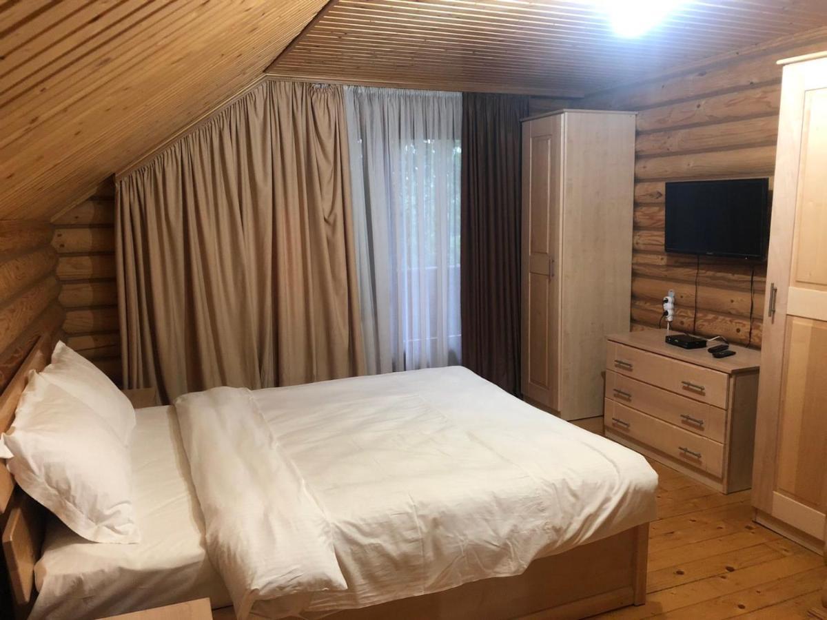 Коттедж Luky Migovo Ngoại thất bức ảnh