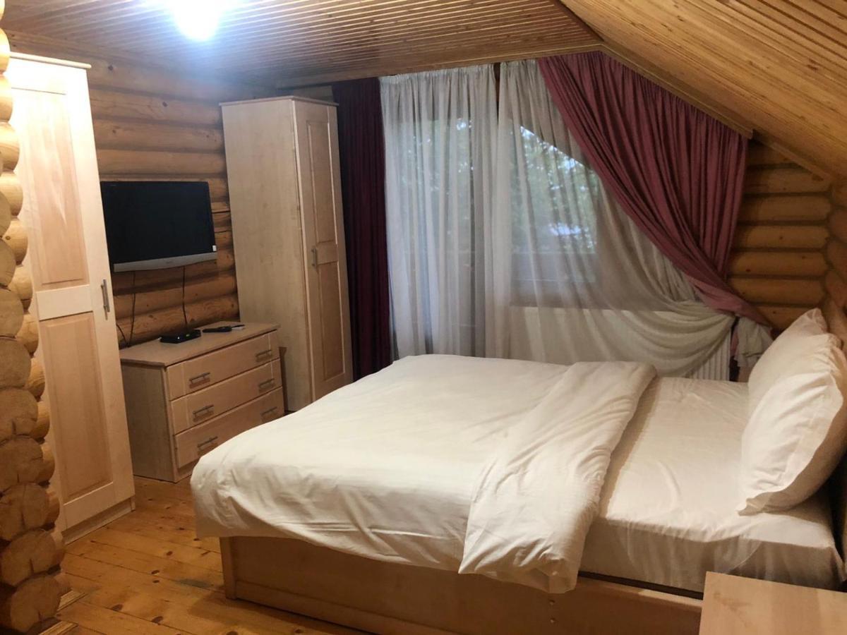 Коттедж Luky Migovo Ngoại thất bức ảnh